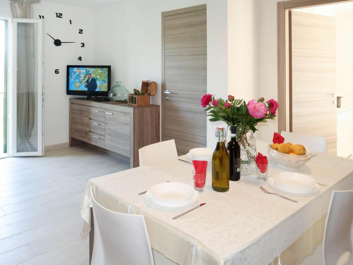Apartment A Ca' Gialla - Aeg100 By Interhome Villanova d'Albenga Bagian luar foto